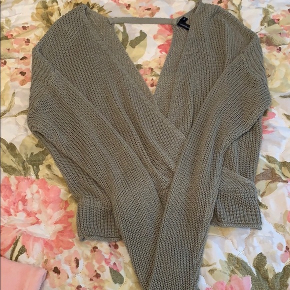 moon & madison Sweaters - low cut, loose green sweater!